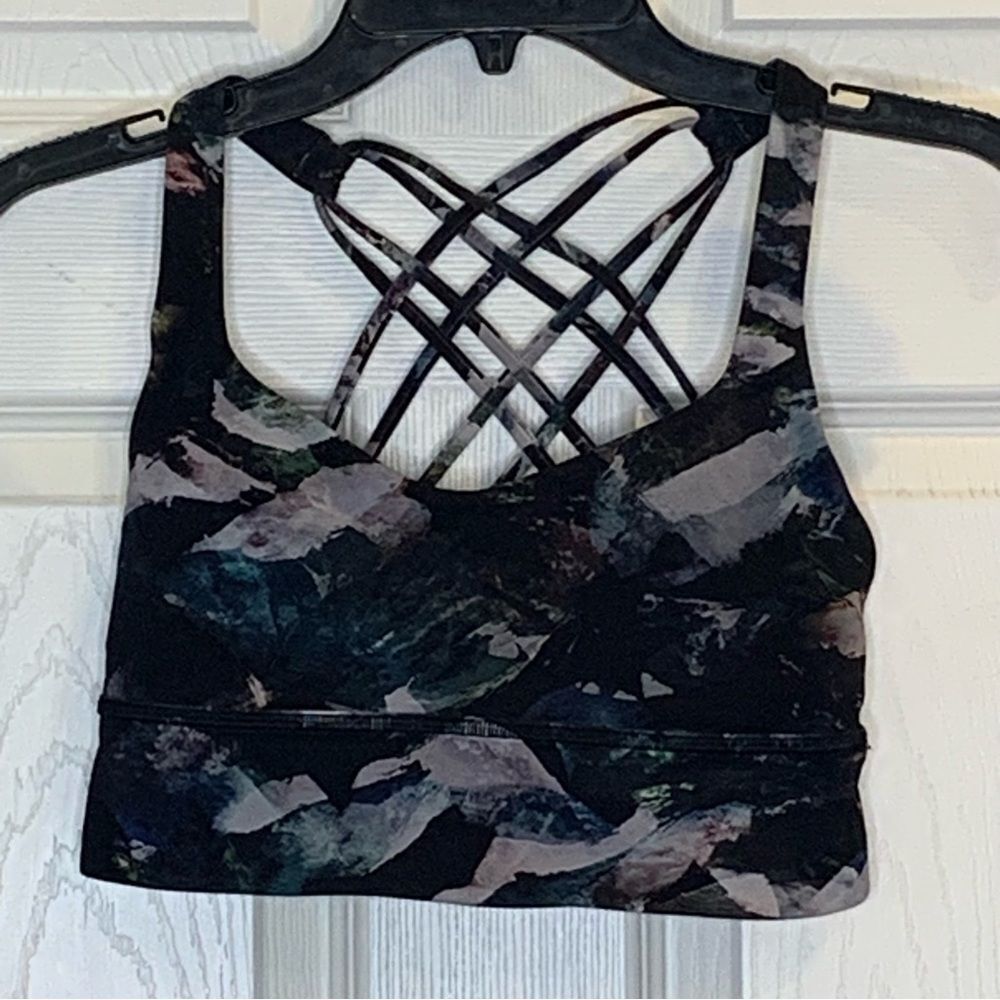 Lululemon Free to Be Bra *Wild Long Line Size 4